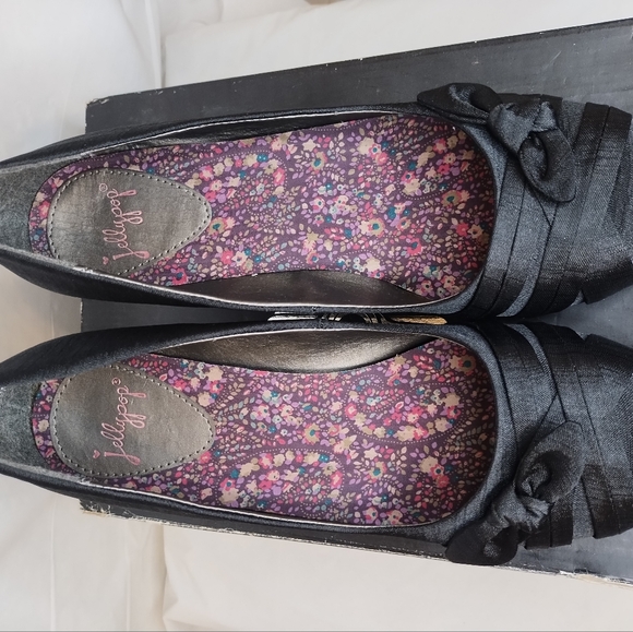 JELLYPOP SATIN FORMAL BLACK HEEL LOW PUMPS  YOUNG ADULT SIZE 9M/HEEL HEIGHT 3.5 - Picture 2 of 8
